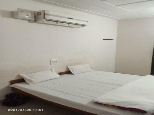 Hotel Oyo 80558 Harman Guest House