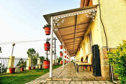 Hotel Mumukshu Resort