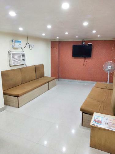 Hotel Lord Shiva