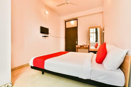 Hotel Oyo Flagship 76387 Ag Colony