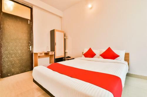 Hotel Oyo Flagship 76387 Ag Colony