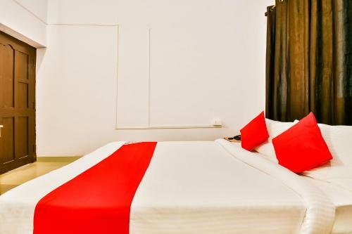 Hotel Oyo Flagship 76387 Ag Colony