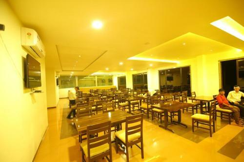 Hotel Saubhagya Inn
