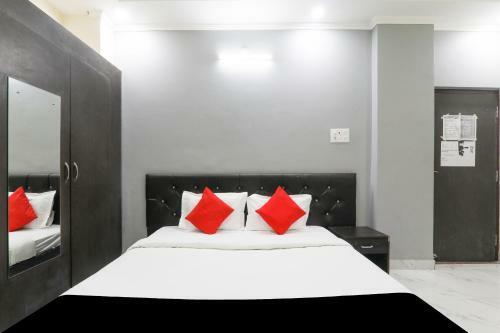 Capital O 78105 Hotel Figtree Premier