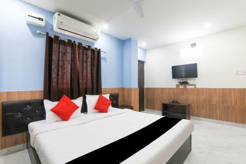 Capital O 78105 Hotel Figtree Premier