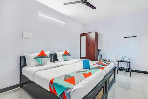Hotel Fabexpress Ss Luxury Apartment
