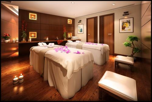 Hotel Sobit Sarovar Portico
