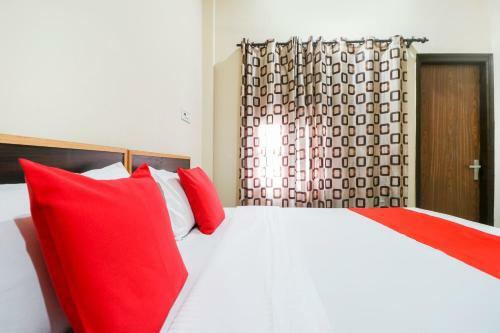 Oyo 67253 Hotel Andrew's