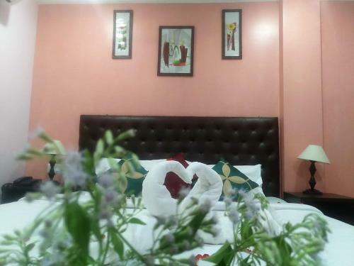 Hotel Pigeons Nest