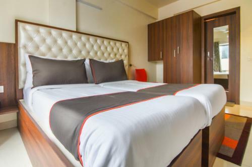 Collection O 50376 Hotel Pearl Inn Adarsh Nagar