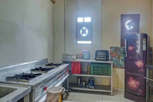 Hostal Oyo Home 75777 Samudra Executive