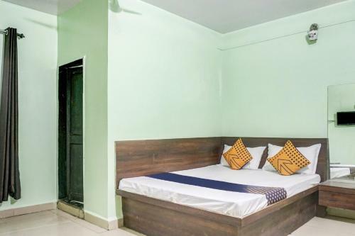 Hotel Spot On 76707 Royal Lodging