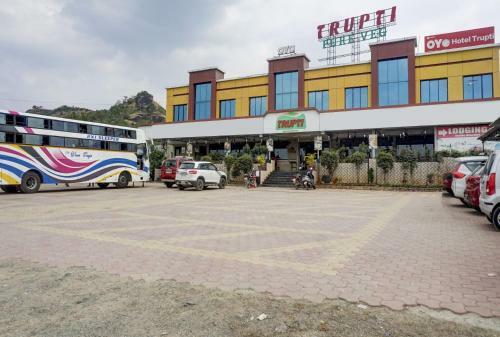 Hotel Oyo 77133 Shree Trupti Lodging