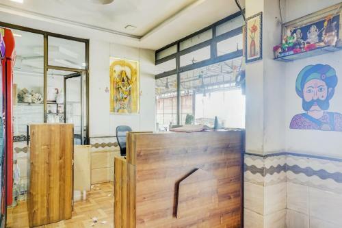 Hotel Oyo 77133 Shree Trupti Lodging