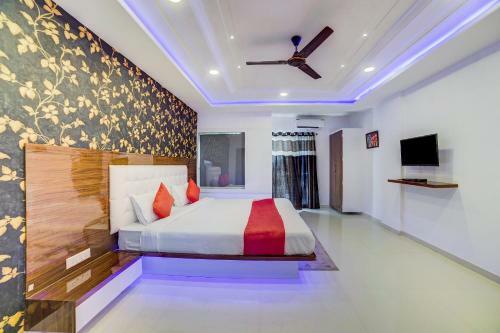 Hotel Oyo 24848 Royal Imperio