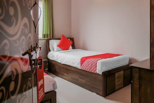 Hotel Capital O 22996 Ddpk