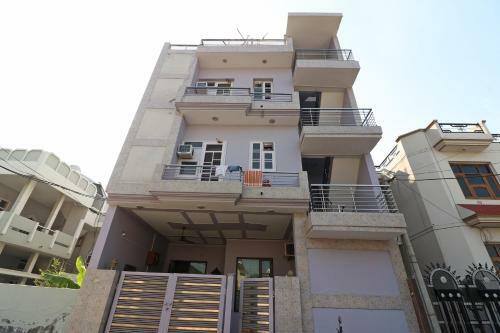 Hotel Oyo 23246 Mann Bed And Breakfast