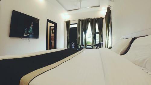 Hotel Corbett Orchid View