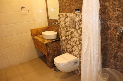 Hotel Aranya The Kanan