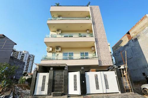 Hotel Oyo Flagship 39786 Oxy Royal Residency