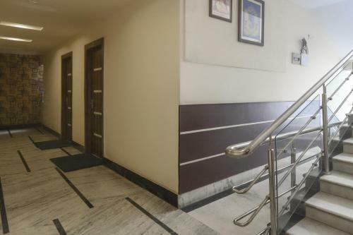 Oyo 74632 Hotel Kp Inn