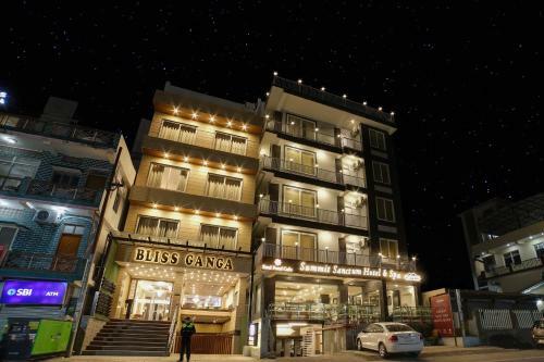 Summit Sanctum Hotel & Spa