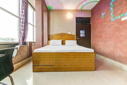 Spot On 62430 Galaxy Star Hotel