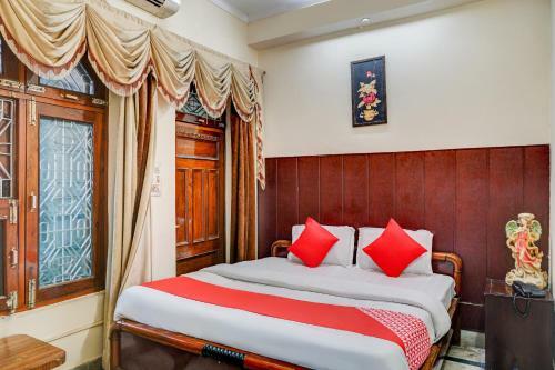 Oyo 65192 New Hotel Highway