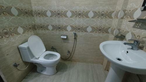 Hotel Dev Bhoomi Inn