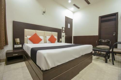 Capital O74375 Hotel Grand Plaza