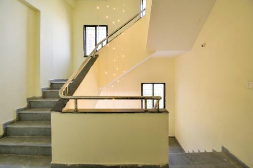 Hotel Oyo 71736 Happy Stay Inn