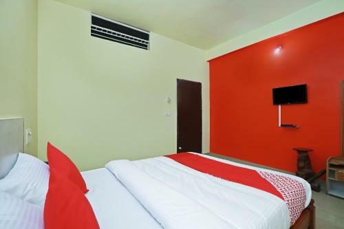 Hotel Oyo 24623 Chetana Residency