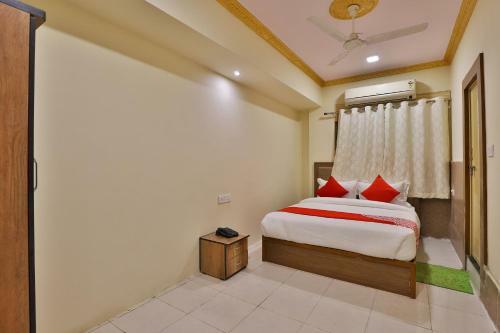 Oyo 30369 Abc Hotel