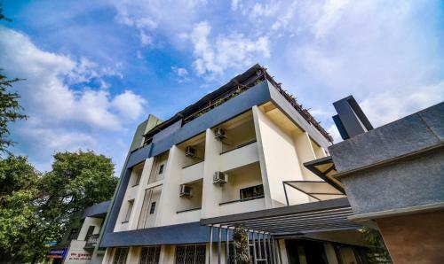 Hotel Treebo Trend Gul-bahar,satara