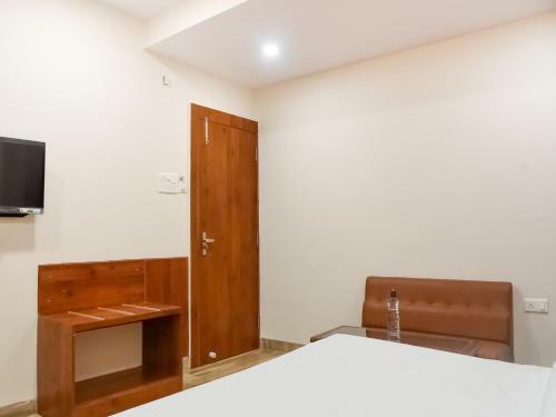 Hotel Oyo 60554 Blue Diamond Inn