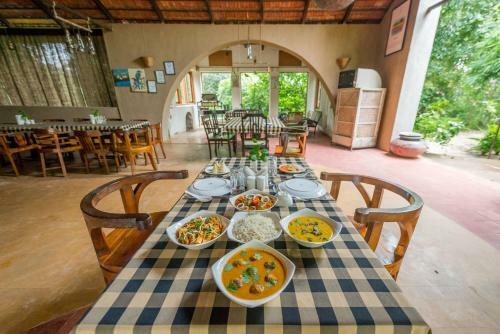 Hotel Beyond Stay Mahua Vann Pench
