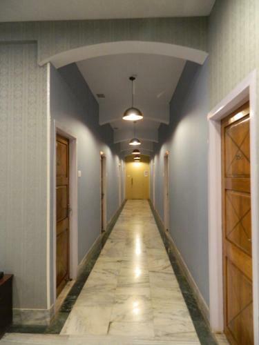 Hotel Shivani Palace