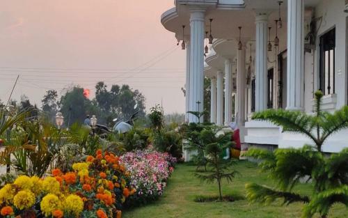 Gharana Hotel And Resort