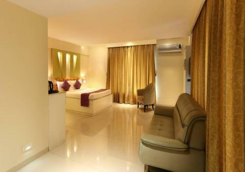 Metropolis Hotel (A Unit Of Osem Hotel)