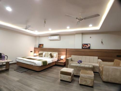 Hotel Atul Residency