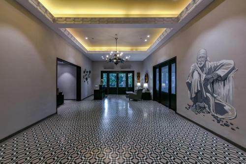 Hotel Sun-n-sand Suites, Shirdi
