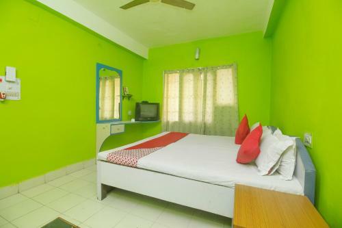 Oyo 64739 Hotel Sharda