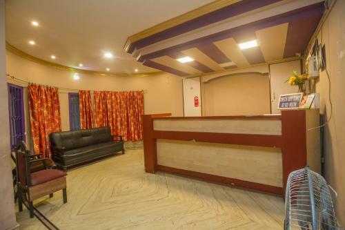 Oyo 64739 Hotel Sharda
