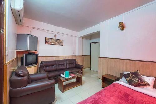 Hotel Jk International