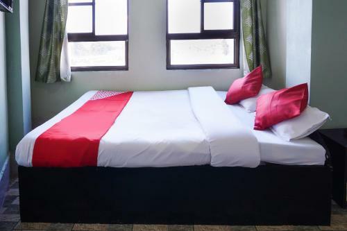 Hotel Oyo 64495 Our Villa Guest House