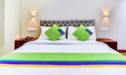 Hotel Treebo Trip Mittal Gardens