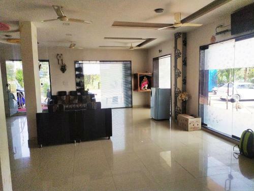 Hotel Wayfare Shirdi