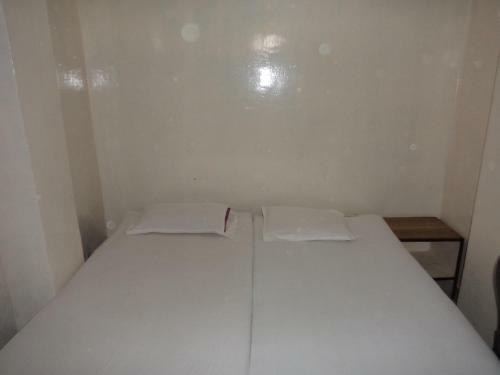 Hotel Embassy