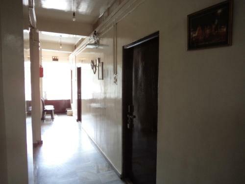 Hotel Embassy