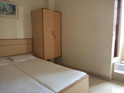 Hotel Embassy